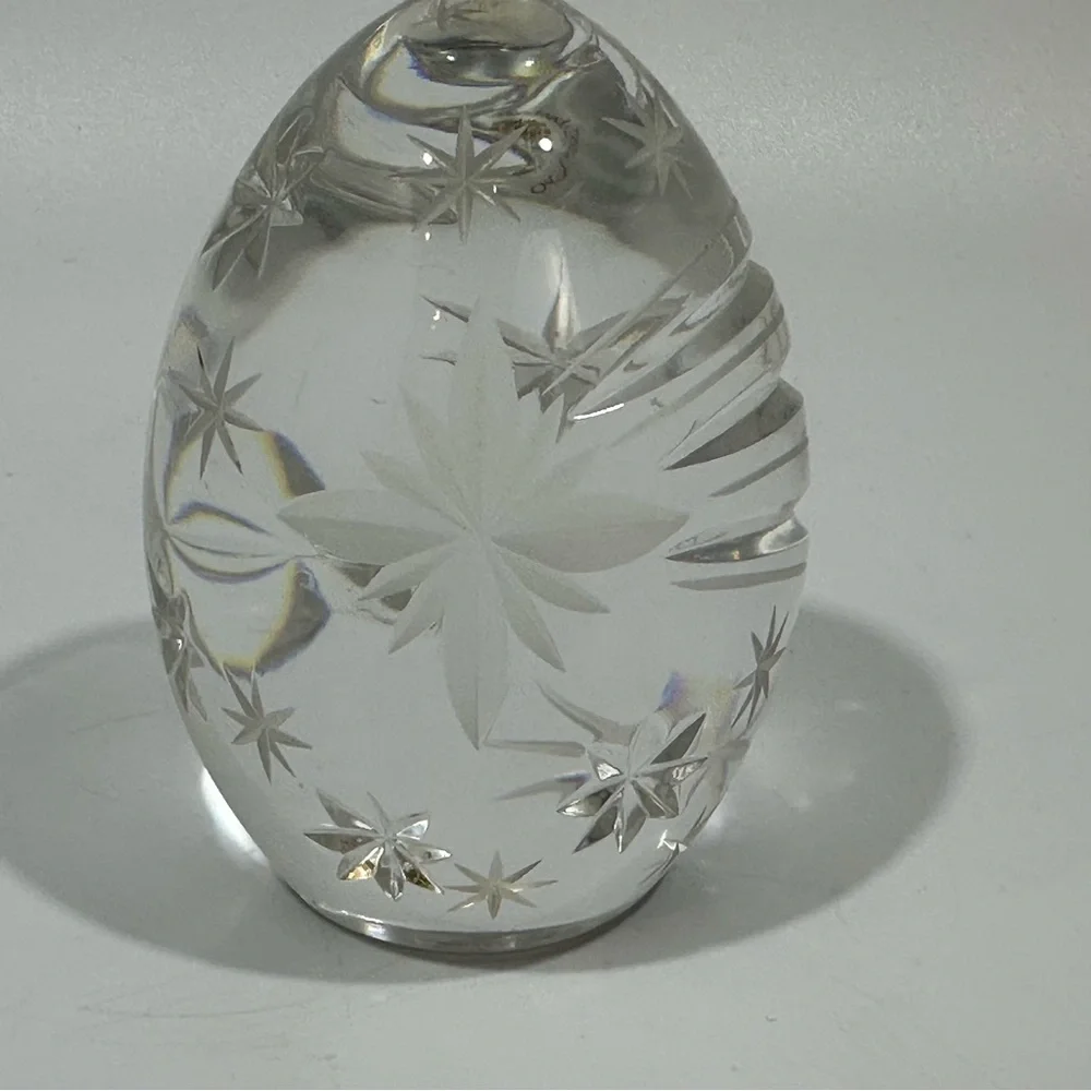 Sullivans Handmade In Poland Lead Crystal Morning Star Paperweight Egg 2000